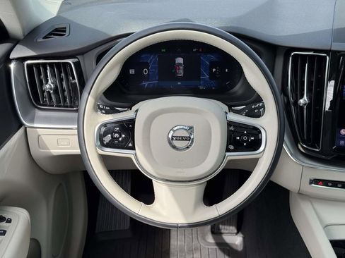 Used 2023 Volvo XC60 B5 Core w/ Climate Package AWD/4WD image 15