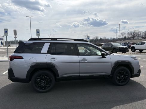 New 2026 Subaru Outback Limited w/ Premium/Limited Package AWD/4WD image 8