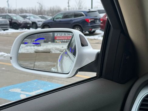 Used 2015 Audi A4 2.0T Premium Plus w/ Technology Package image 49