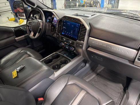 Used 2022 Ford F250 Platinum w/ Tremor Off-Road Package image 37