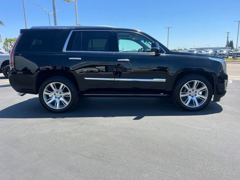 Used 2015 Cadillac Escalade Premium AWD/4WD image 8