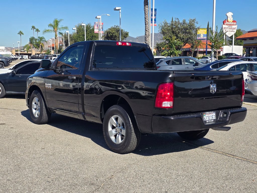 Used 2017 RAM 1500 Express RWD image 5