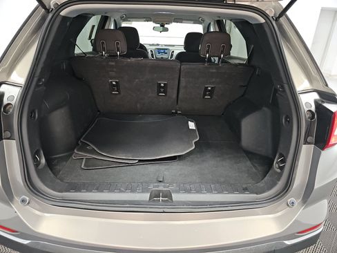 Used 2019 Chevrolet Equinox LT FWD image 13