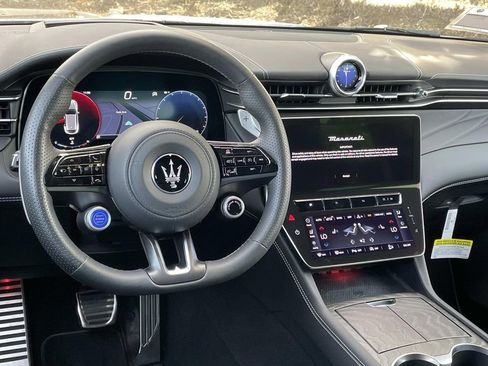 New 2025 Maserati Grecale Modena AWD/4WD image 6