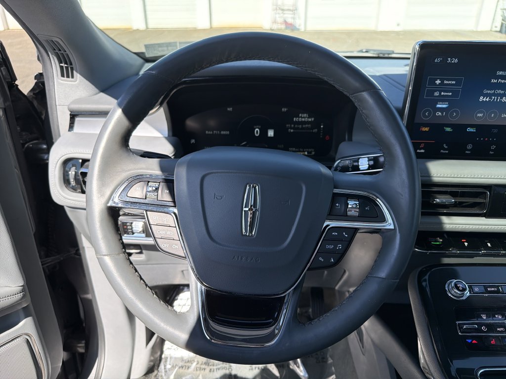 Used 2022 Lincoln Nautilus Reserve w/ Cargo Utility Package AWD/4WD image 22