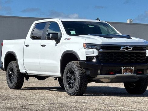 New 2026 Chevrolet Silverado 1500 ZR2 image 2