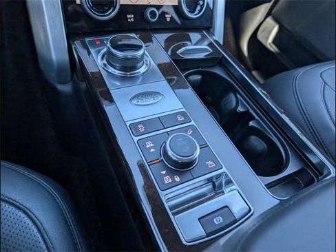 Used 2018 Land Rover Range Rover Supercharged image 15