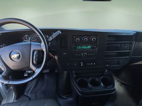 Used 2023 Chevrolet Express 3500 Work Van w/ Power Convenience Package image 16