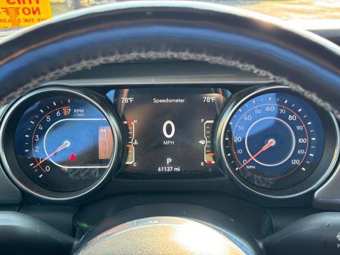 Used 2022 Jeep Gladiator Overland w/ Cold Weather Group AWD/4WD image 20