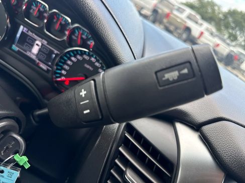 Used 2019 Chevrolet Tahoe LT RWD image 22