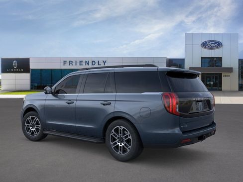 New 2026 Ford Expedition Active image 4