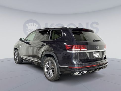 Used 2022 Volkswagen Atlas SEL R-Line AWD/4WD image 4