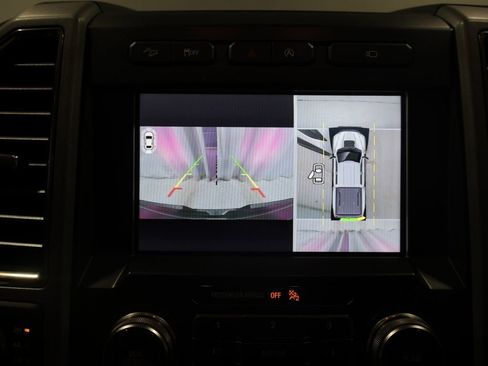 Used 2017 Ford F150 Raptor w/ Equipment Group 802A Luxury image 28