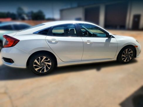 Used 2016 Honda Civic EX image 16
