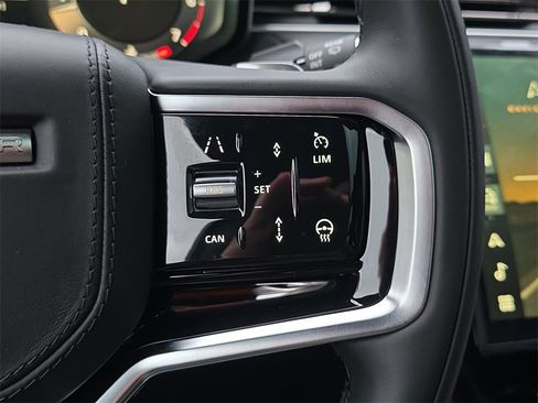 New 2026 Land Rover Range Rover Sport SE image 18