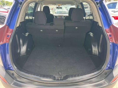 Used 2015 Toyota RAV4 LE FWD image 13