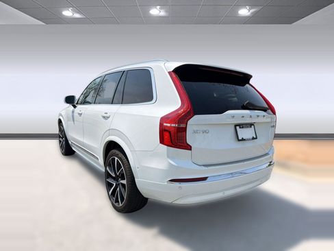 Used 2023 Volvo XC90 B6 Plus w/ Protection Package Premier AWD/4WD image 3