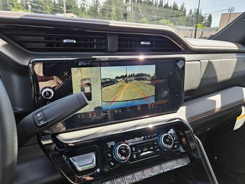 New 2026 GMC Sierra 3500 AT4 w/ AT4 Premium Plus Package AWD/4WD image 37