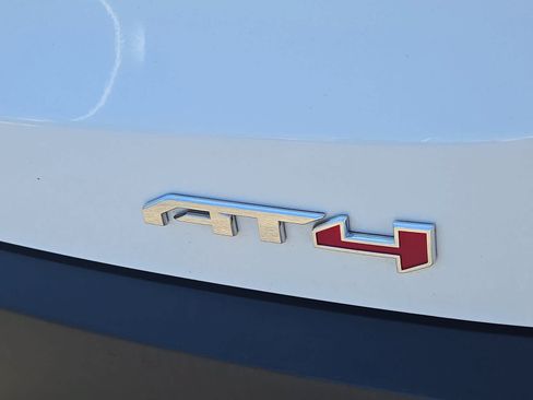 Used 2022 GMC Acadia AT4 w/ Preferred Package AWD/4WD image 30