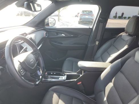 Certified 2021 Chevrolet TrailBlazer RS w/ Convenience Package FWD image 16