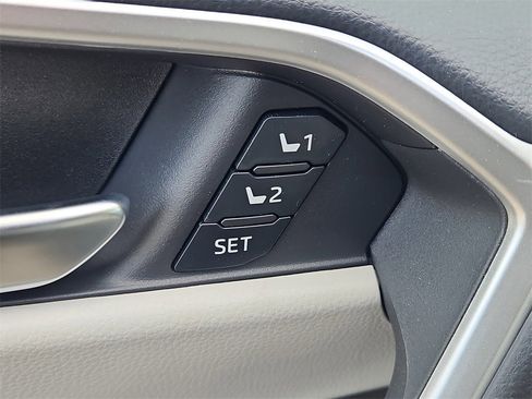 New 2025 Toyota RAV4 XLE Premium image 17