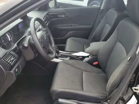 Used 2016 Honda Accord LX image 23