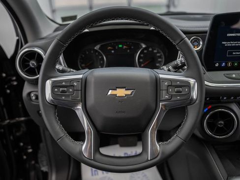 New 2026 Chevrolet Blazer LT w/ LPO, Black Sport Package AWD/4WD image 32
