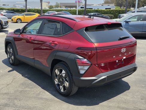 New 2025 Hyundai Kona SEL image 9