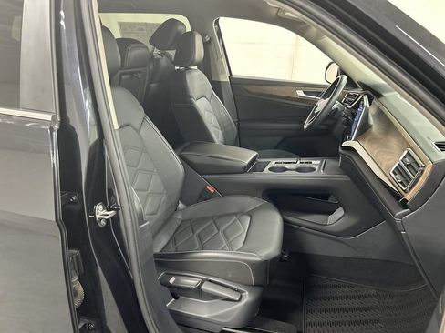 Certified 2024 Volkswagen Atlas SE AWD/4WD image 23