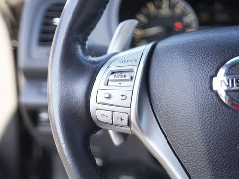 Used 2018 Nissan Altima 2.5 SR w/ Interior Lighting Package image 22