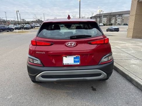 Used 2022 Hyundai Kona SE image 3