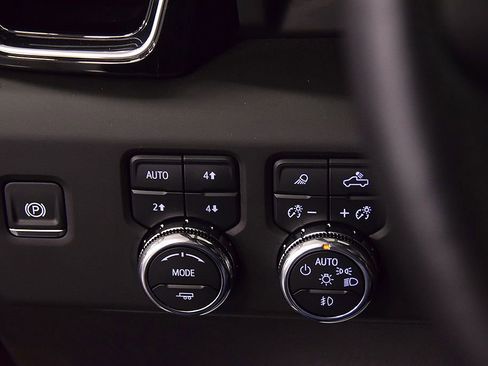 Used 2025 GMC Sierra 1500 Denali Ultimate image 26