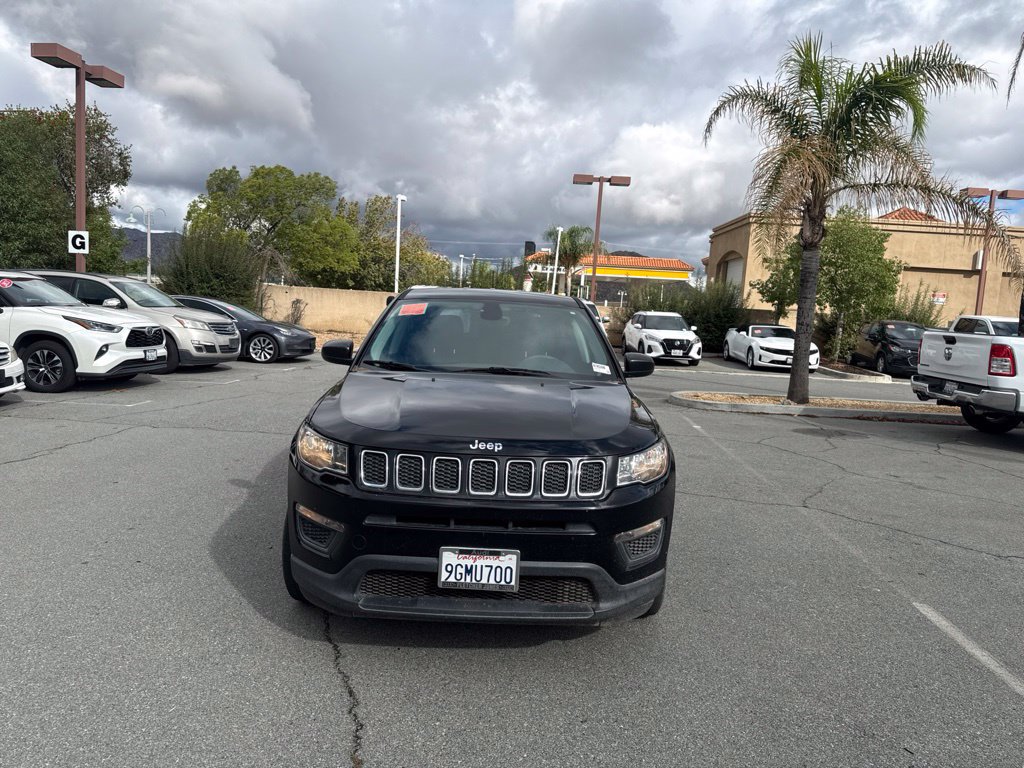 Used 2018 Jeep Compass Sport FWD image 11