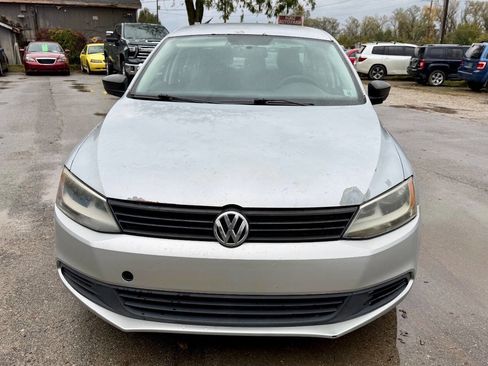 Used 2011 Volkswagen Jetta S image 9