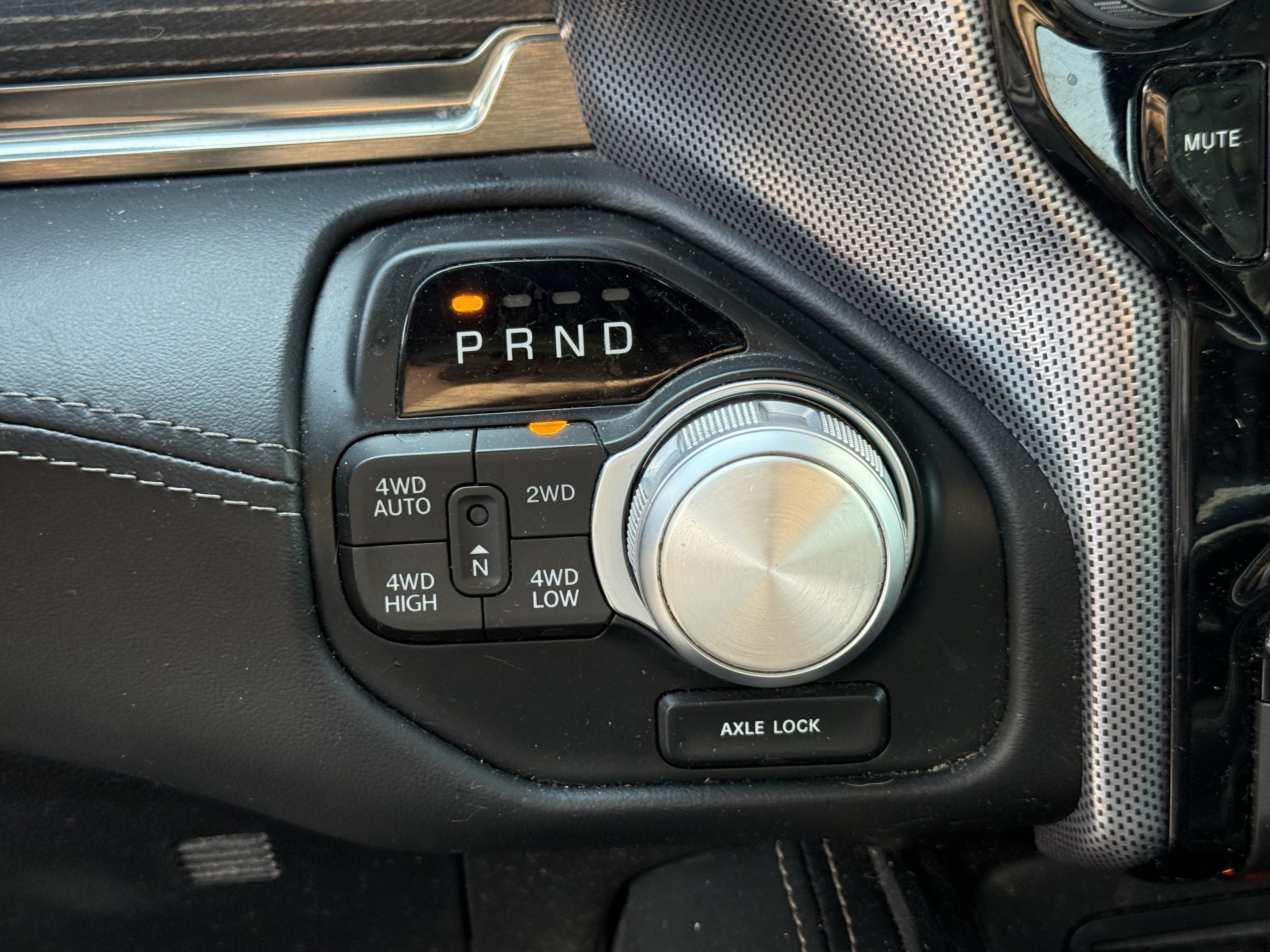 Used 2019 RAM 1500 Limited w/ Advanced Safety Group AWD/4WD image 23