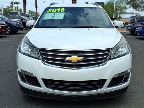 Used 2016 Chevrolet Traverse LT AWD/4WD image 8