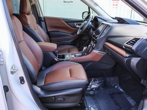 Used 2023 Subaru Forester Touring image 16