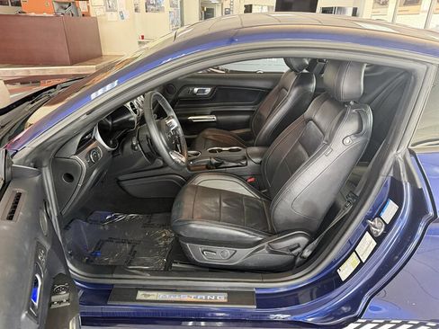 Used 2018 Ford Mustang Premium w/ Ecoboost Performance Package RWD image 9