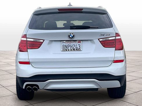 Used 2017 BMW X3 xDrive28i image 7