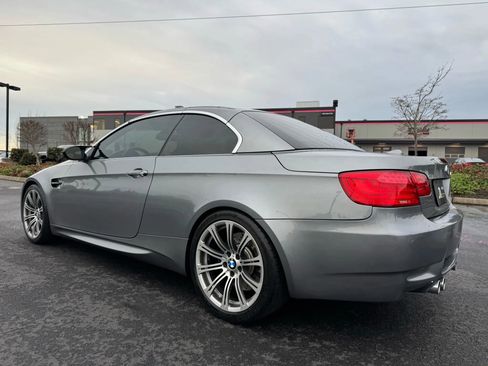 Used 2009 BMW M3 Convertible 2D image 10