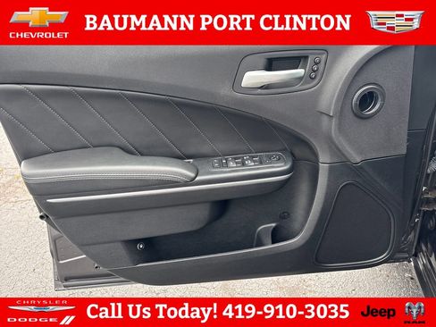 Used 2018 Dodge Charger GT AWD/4WD image 11
