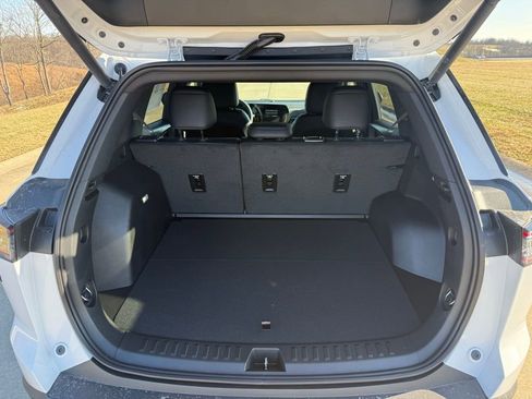 New 2026 Chevrolet Equinox LT w/ Convenience Package II image 6