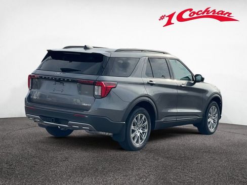 New 2026 Ford Explorer Active w/ Active Comfort Package image 5