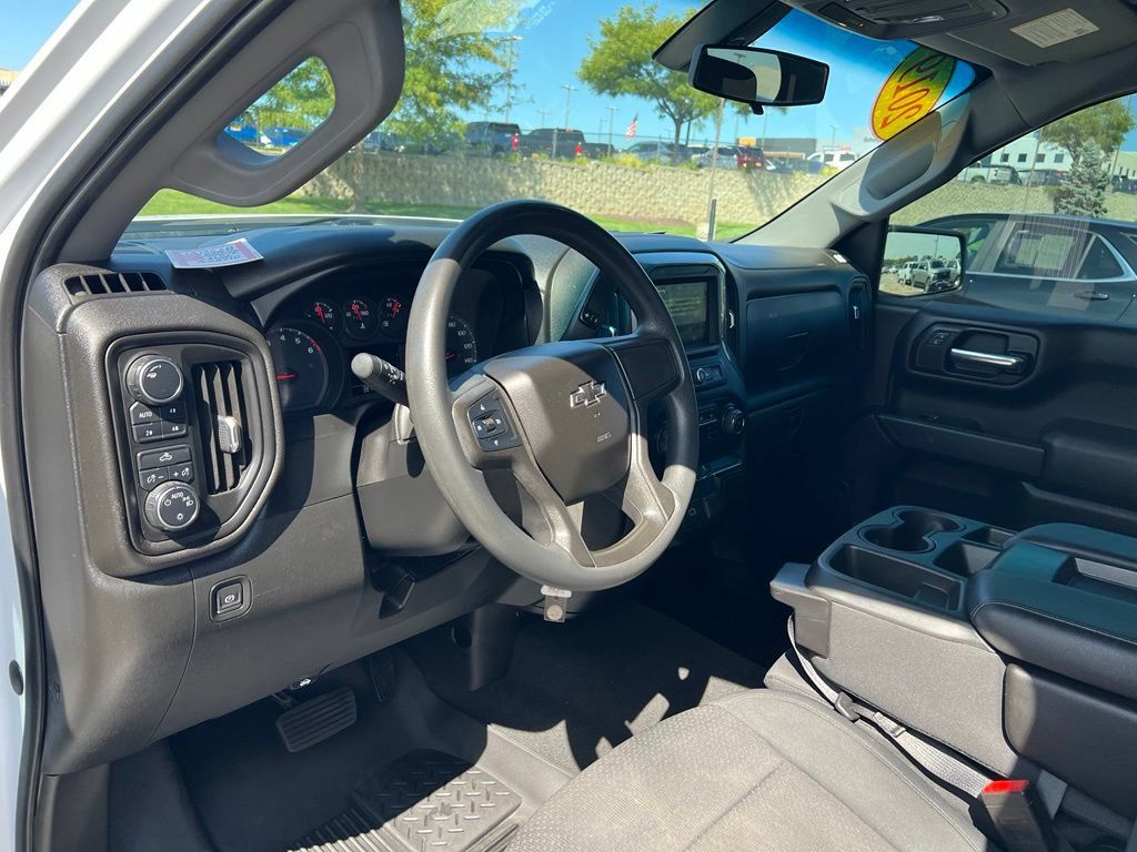 Used 2019 Chevrolet Silverado 1500 Custom Trail Boss w/ Custom Convenience Package AWD/4WD image 19
