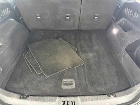 Used 2018 Ford Edge SEL w/ Equipment Group 201A AWD/4WD image 25