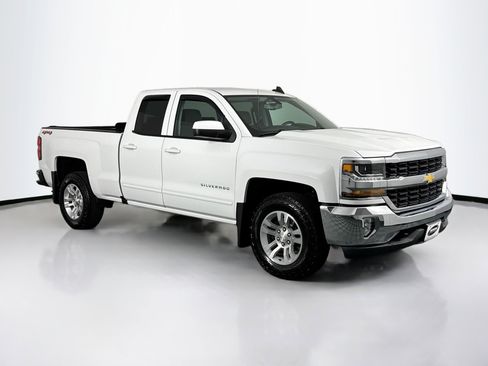 Used 2019 Chevrolet Silverado 1500 LT w/ All Star Edition image 2