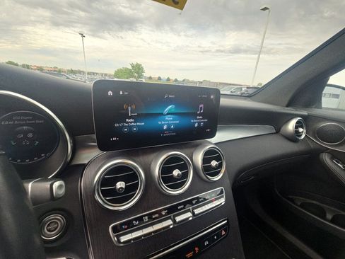 Used 2022 Mercedes-Benz GLC 300 4MATIC image 20