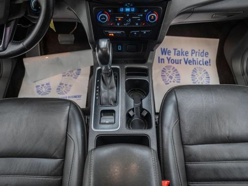 Used 2018 Ford Escape SEL FWD image 25