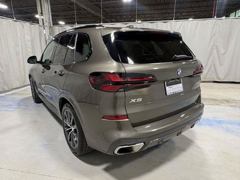Used 2024 BMW X5 xDrive40i w/ M Sport Package AWD/4WD image 17