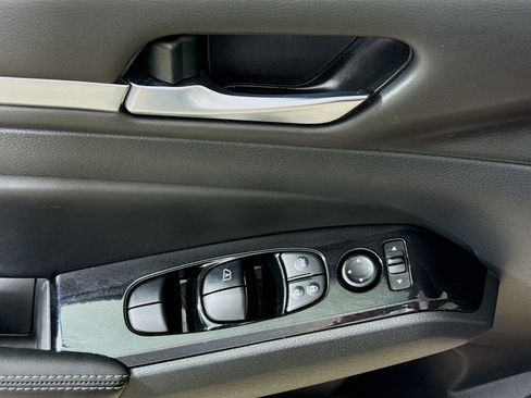 Used 2023 Nissan Altima 2.5 SV image 20